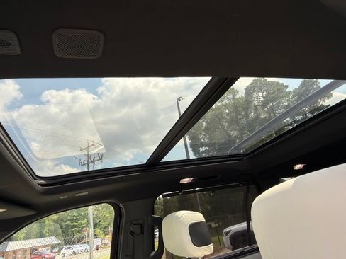 Used 2024 Toyota Sequoia Capstone AWD/4WD image 22