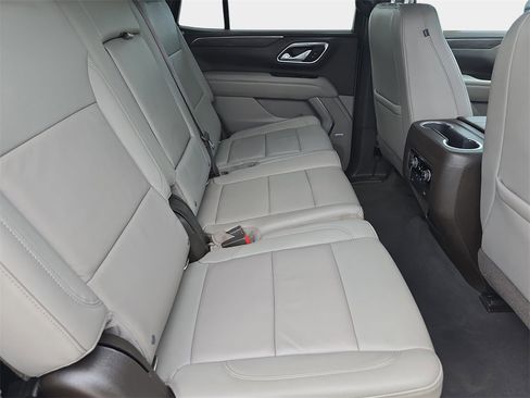 Used 2021 Chevrolet Tahoe LT image 13