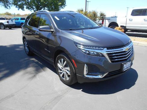 Used 2022 Chevrolet Equinox Premier AWD/4WD image 6