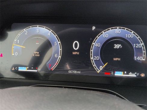 Used 2024 Jeep Grand Cherokee L Limited w/ Luxury Tech Group II image 18