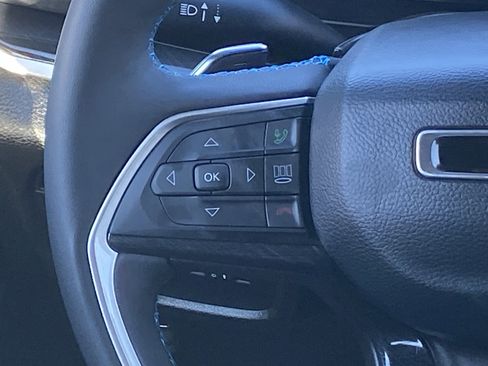 Used 2023 Jeep Grand Cherokee Trailhawk w/ Advanced Protech Group II image 17