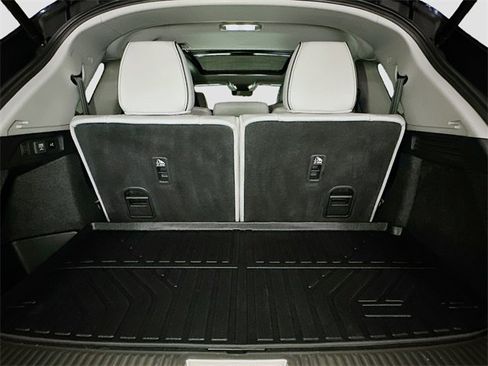Used 2023 Acura MDX SH-AWD w/ Advance Package image 20