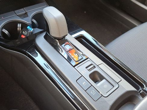 Used 2024 Toyota Prius LE image 23