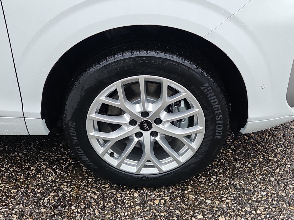 New 2026 Audi Q3 quattro 2.0T AWD/4WD image 4