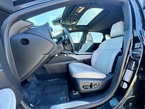 Used 2025 Lexus RX 350 Premium Plus w/ Convenience Package image 20