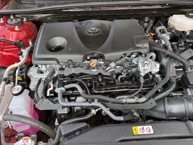Used 2025 Toyota Camry LE FWD image 34