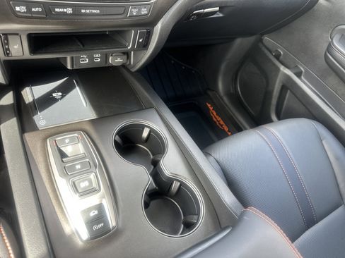 Used 2025 Honda Ridgeline TrailSport image 19