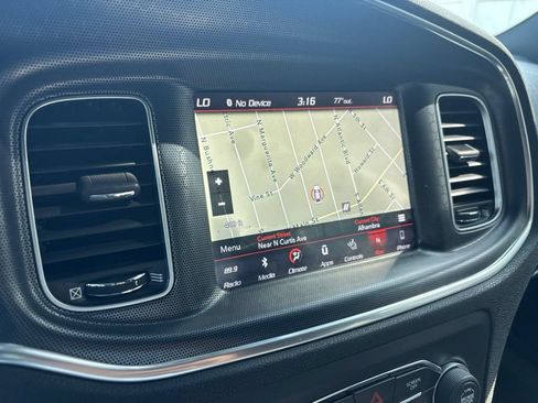 Used 2018 Dodge Charger R/T Scat Pack RWD image 22