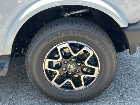 New 2026 Ford Bronco Outer Banks AWD/4WD image 15