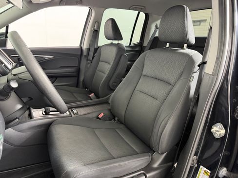 Used 2017 Honda Ridgeline Sport image 4
