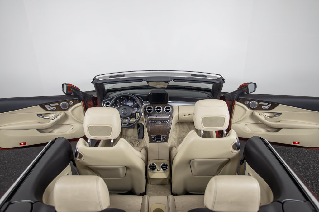 Used 2018 Mercedes-Benz C 300 Cabriolet image 60