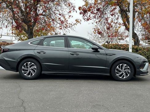 New 2026 Hyundai Sonata Blue image 3