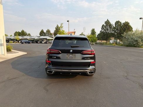 Used 2021 BMW X5 xDrive45e w/ M Sport Package AWD/4WD image 4