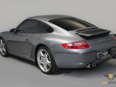 Used 2005 Porsche 911 Carrera image 6