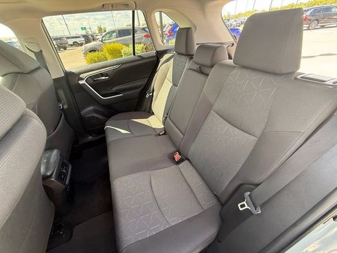 Used 2022 Toyota RAV4 XLE w/ Convenience Package AWD/4WD image 14