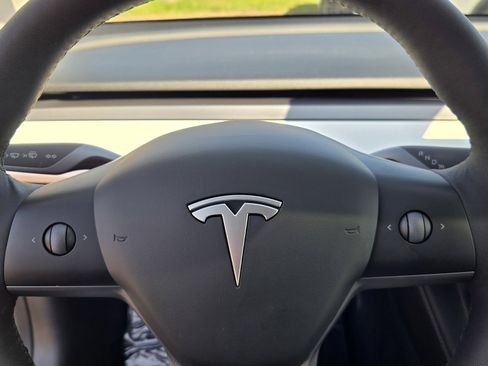 Used 2023 Tesla Model 3 Long Range AWD/4WD image 21