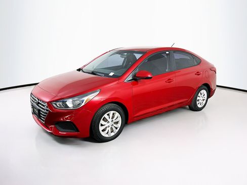 Used 2019 Hyundai Accent SE image 3