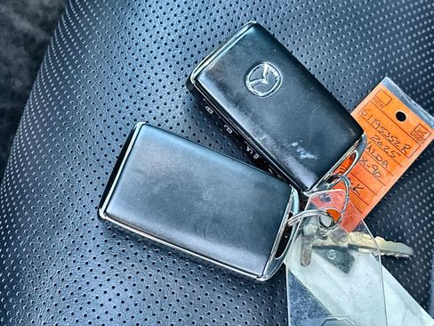 Used 2025 MAZDA CX-90 3.3 Turbo S w/ Premium Package image 21