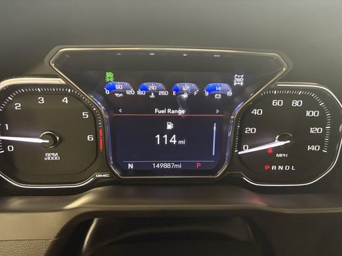 Used 2023 GMC Sierra 2500 Denali image 25