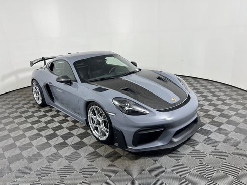 Certified 2025 Porsche 718 Cayman GT4 RS RWD image 9