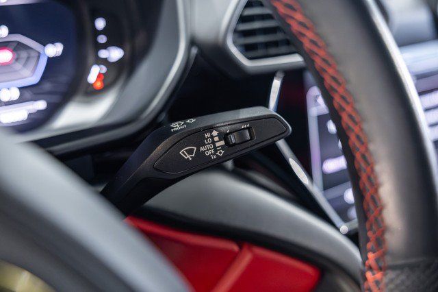 Used 2022 Lamborghini Urus AWD/4WD image 44