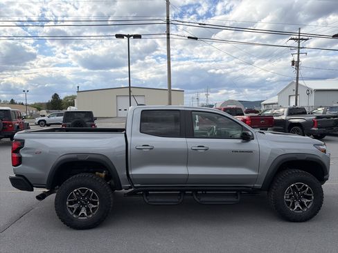 New 2026 Chevrolet Colorado ZR2 w/ Technology Package AWD/4WD image 2