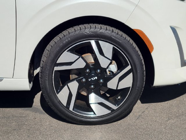 Used 2023 Kia Soul GT-Line FWD image 32