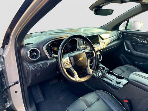 Used 2020 Chevrolet Blazer Premier w/ Driver Confidence II Package image 9