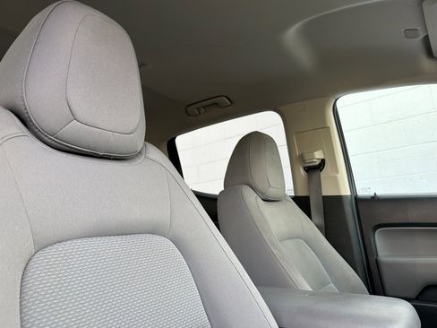 Used 2022 Chevrolet Colorado W/T w/ WT Convenience Package image 15