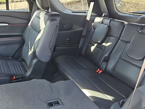 New 2026 Ford Explorer ST-Line w/ ST-Line Street Pack AWD/4WD image 22