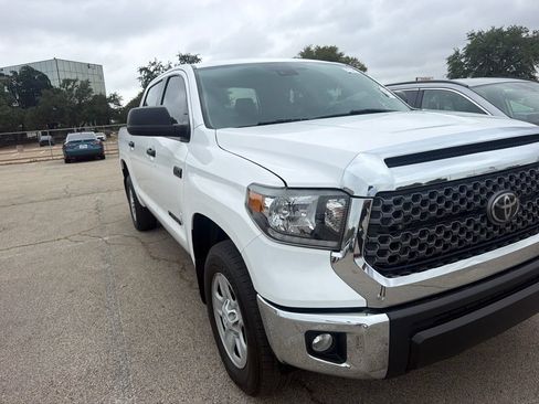Used 2021 Toyota Tundra SR5 AWD/4WD image 3