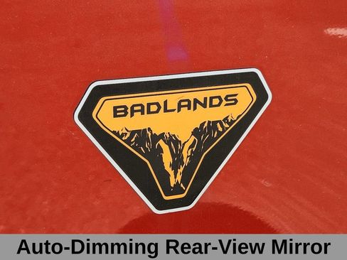 Certified 2024 Ford Bronco Sport Badlands w/ Premium Package AWD/4WD image 17