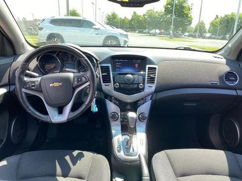 Used 2014 Chevrolet Cruze LT w/ All-Star Edition FWD image 15