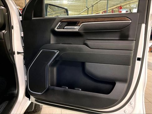 Used 2023 GMC Sierra 1500 Elevation w/ X31 Off-Road Package image 12