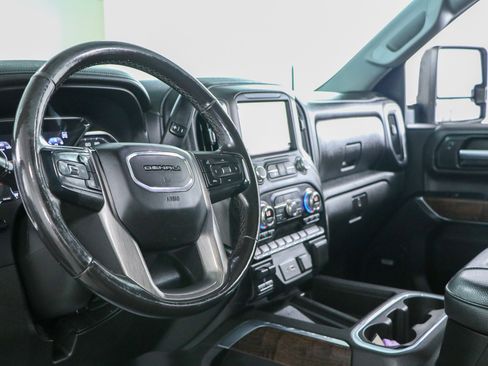 Used 2021 GMC Sierra 2500 Denali w/ Denali Ultimate Package AWD/4WD image 26