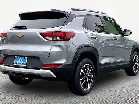 Used 2025 Chevrolet TrailBlazer LT AWD/4WD image 5