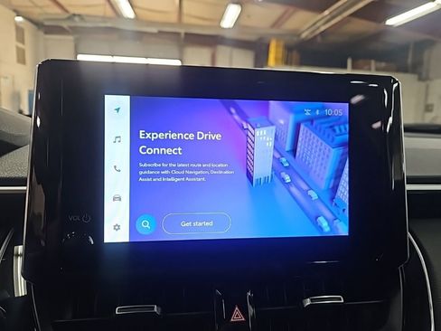 Used 2023 Toyota Corolla Cross XSE image 19