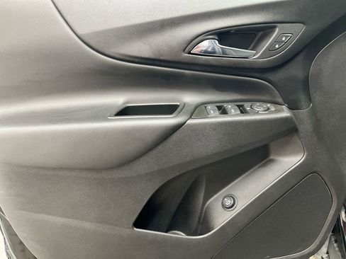 Used 2022 Chevrolet Equinox LT AWD/4WD image 21