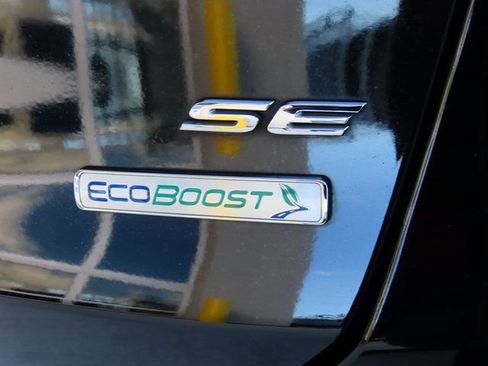 Used 2016 Ford Fusion SE w/ Equipment Group 202A image 16