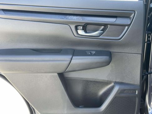 Used 2026 Honda CR-V LX image 12