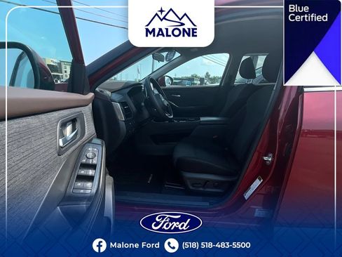 Used 2023 Nissan Rogue SV AWD/4WD image 17