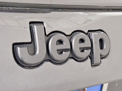 Used 2021 Jeep Compass Trailhawk AWD/4WD image 11