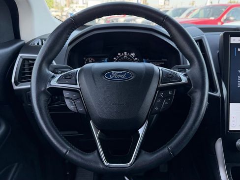 Certified 2024 Ford Edge SEL AWD/4WD image 17