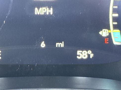 New 2026 Chrysler Pacifica Select w/ S Appearance Package image 23