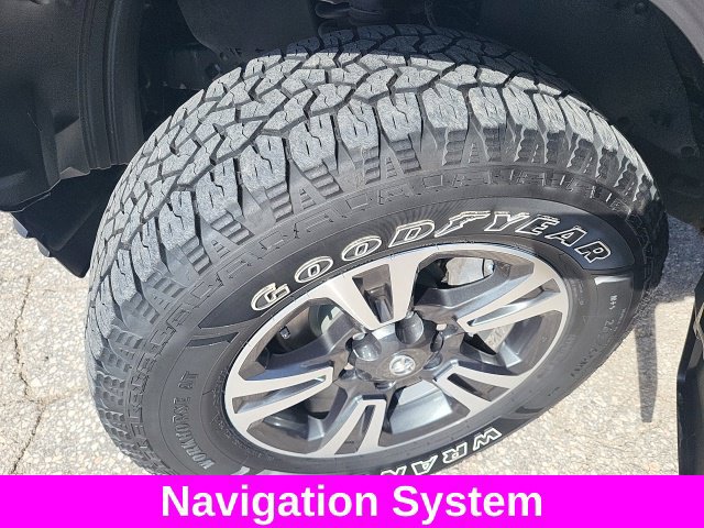 Used 2019 Toyota Tacoma TRD Sport AWD/4WD image 22