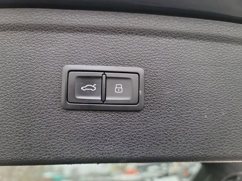 Used 2020 Audi Q5 2.0T Premium Plus w/ Premium Plus Package image 27