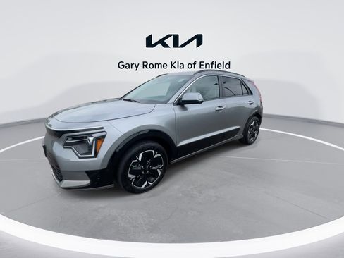 Used 2023 Kia Niro Wind w/ Wind Preserve Package FWD image 4