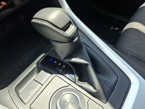 Certified 2023 Toyota RAV4 XLE w/ Convenience Package AWD/4WD image 11