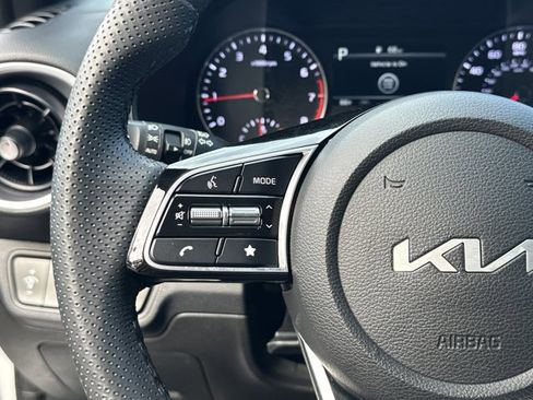 Used 2023 Kia Forte GT-Line w/ GT-Line Premium Package image 29