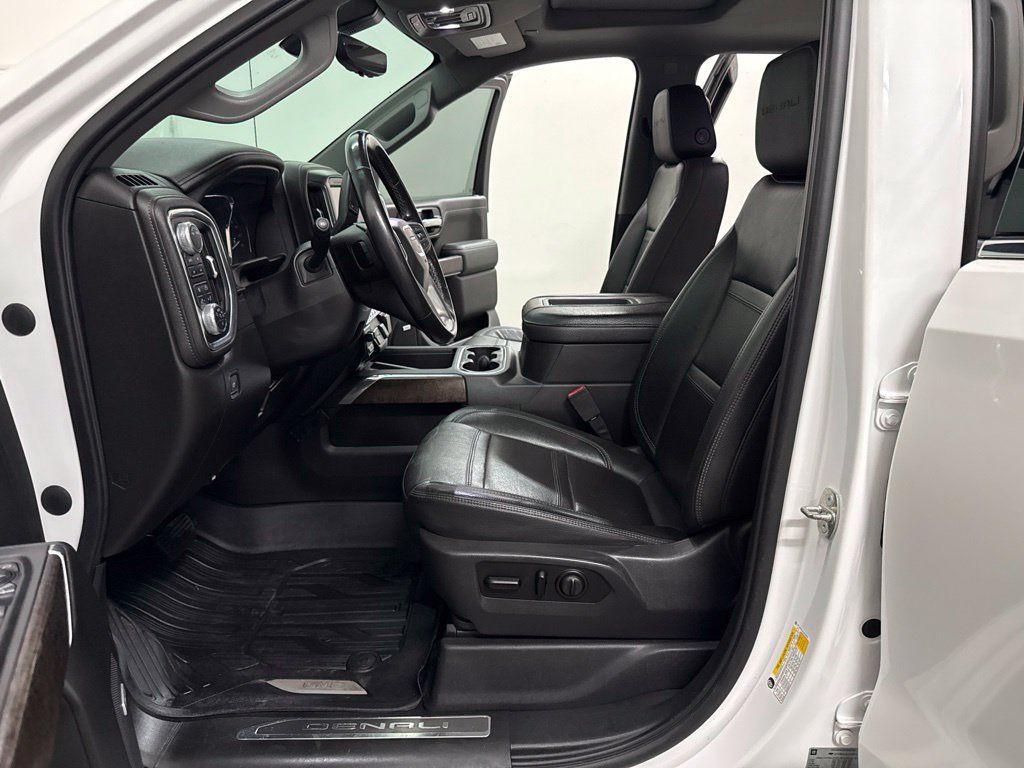 Used 2020 GMC Sierra 1500 Denali w/ Denali Ultimate Package AWD/4WD image 16
